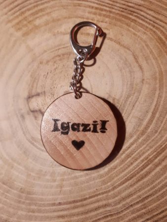 Kulcstartó - személyes üzenet szöveggel gravírozva 